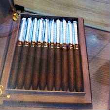 Cuaba diademas habanos festival.