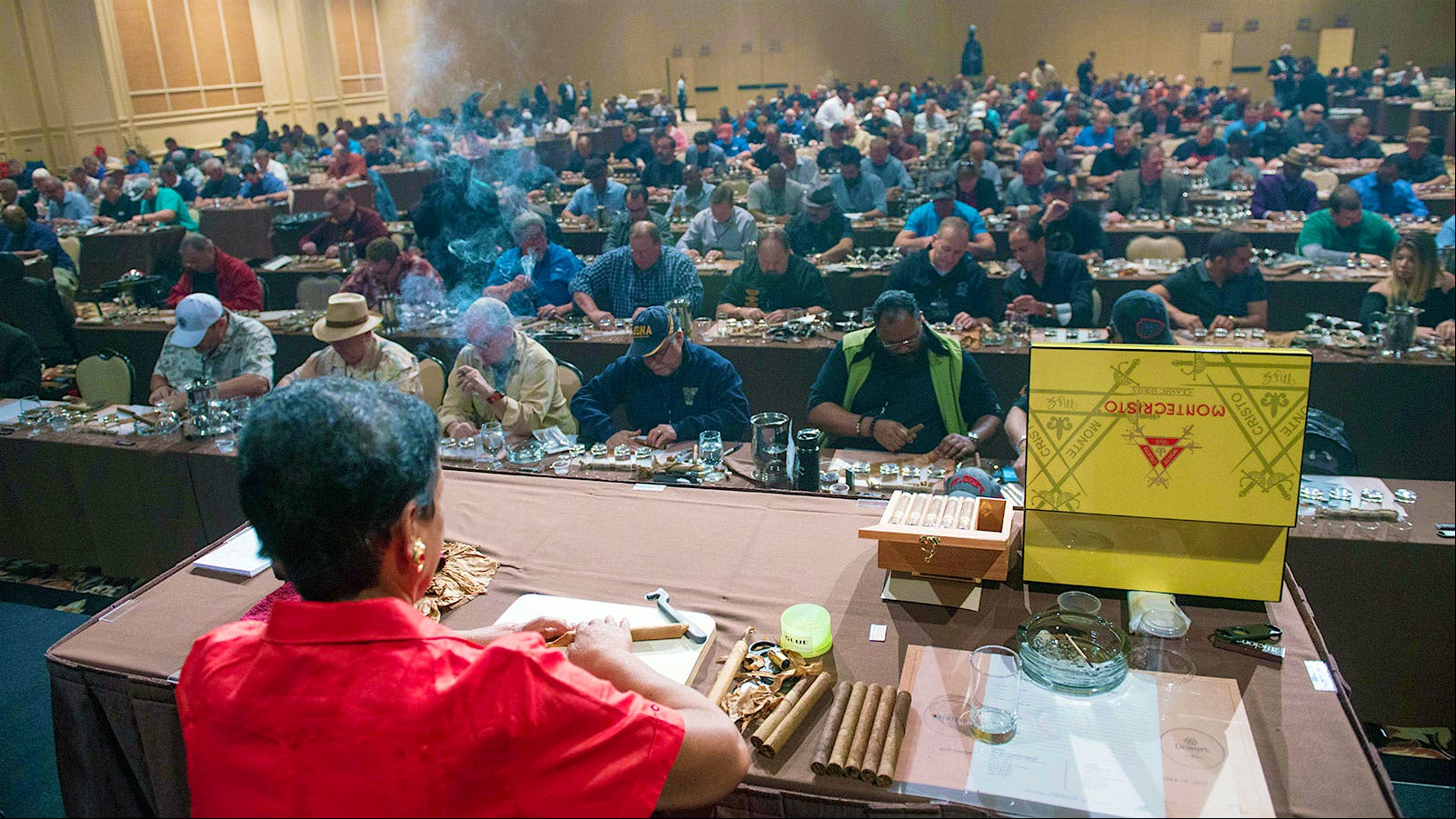 Lucrecia Valdez, master roller at Tabacalera de Garcia in the Dominican Republic, showed the audience step-by-step the proper method to roll a cigar.